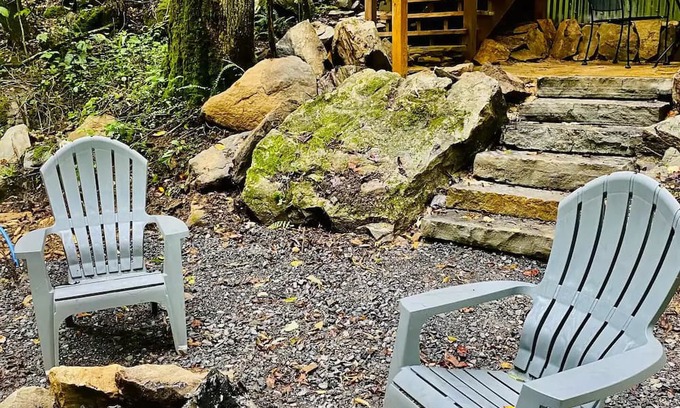 Clyde House | Off-Grid Tiny House in NC Mountains