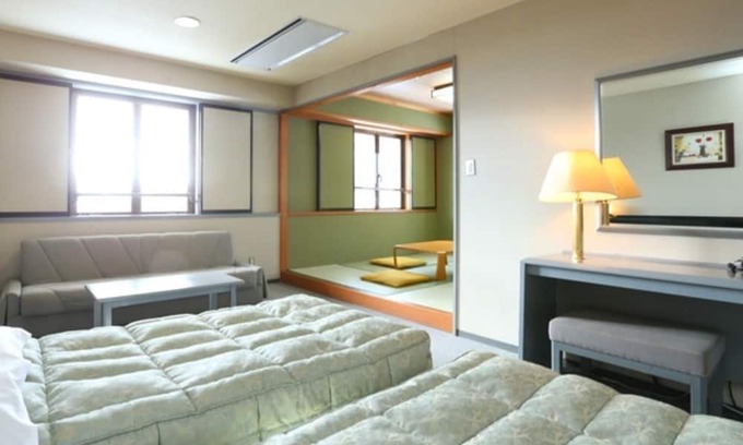 Madarao Mountain Resort House | Main building JapaneseWestern room Spacious and / Iiyama Nagano