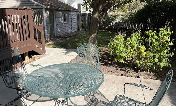 Lansing House | Central, Westside 4BD/2BT home with Huge extra lot. Pet Friendly. Long-term only