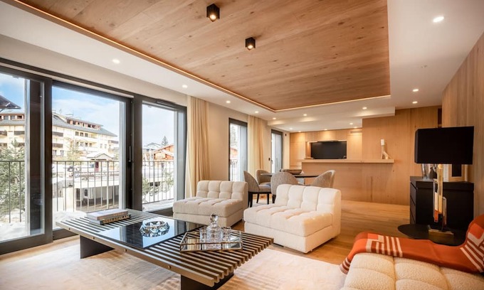 Megeve Apartment | Luxury Apartment - City Center - Balcony
