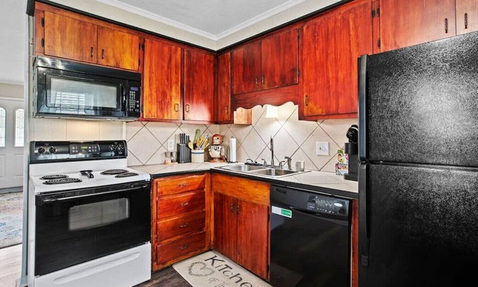 Hattiesburg House | *NEW* Cozy Retreat! 3-min to USM