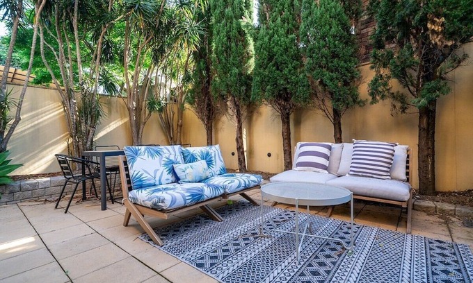 Woolooware House | Shoreline Serenity House - A Charming Cronulla Abode