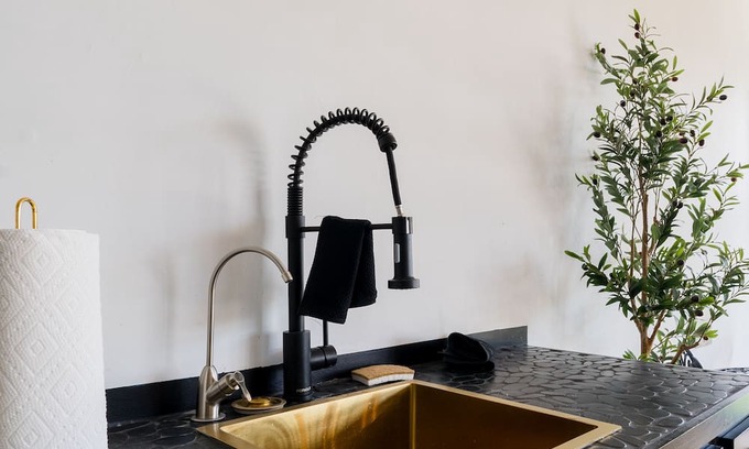 Twin Falls Apartment | Executive Loft in Downtown Twin Falls, "The Bookworm"