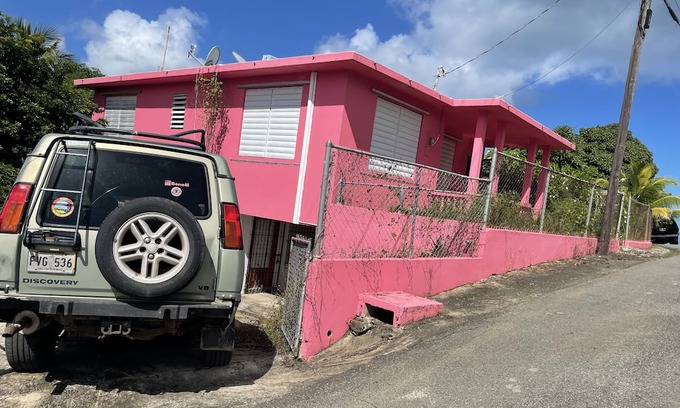 Isabel II House | Pink House that sits on the hill and easy access to the island’s attractions.