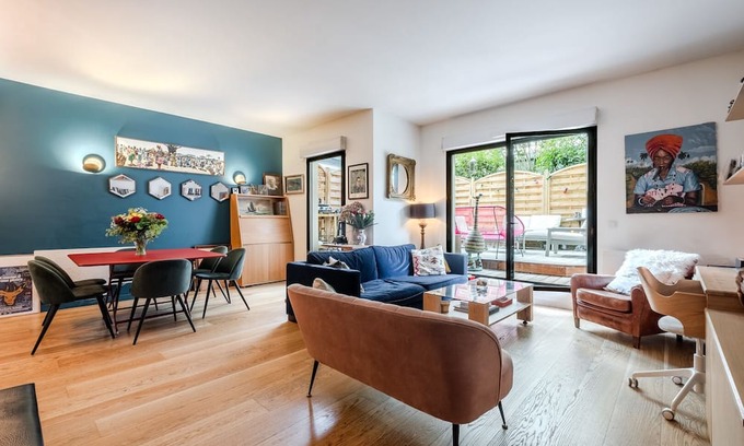 Billancourt–Rives de Seine Apartment | Tranquility Terrace, by Veeve