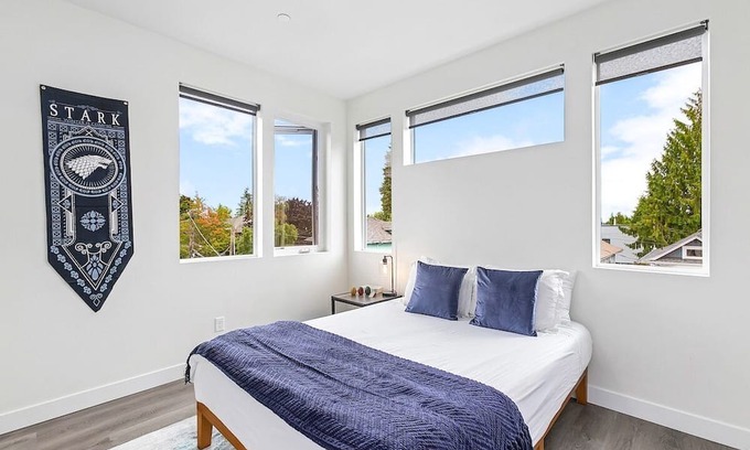 Capitol Hill Apartment | Vhagar's Valyria's Vista