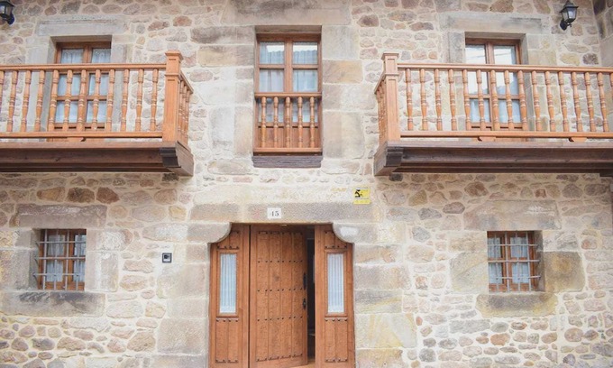 Cartes House | Vuelta Abajo Un lujo a tu alcance en Cartes