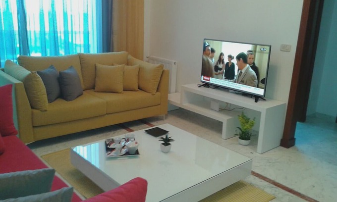 Les Berges Du Lac II Apartment | A beautiful s+1 in a residence with a coded door and a basement guarded 24/24.