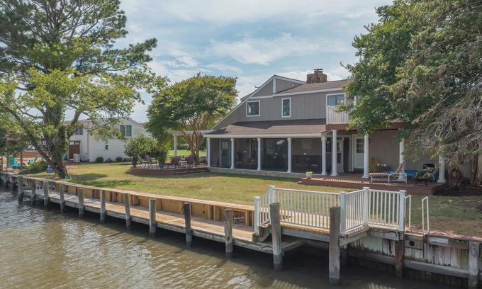Seabreeze Condo | Bayfront to Beach Beauty Access to bay
