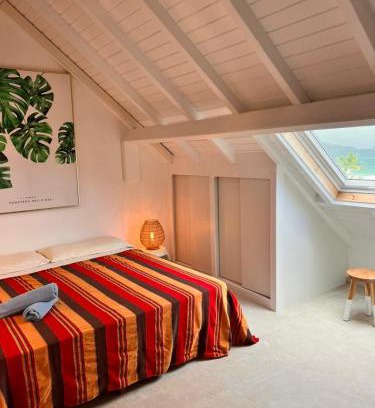 Bellevue Apartment | 4,5 bed-rooms Beach-front Duplex of 189 m2 at Orient Beach