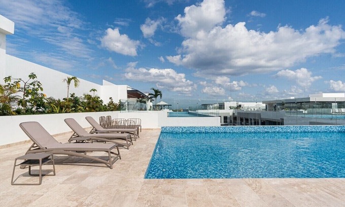 Gonzalo Guerrero Condo | Discover our NEW 1-bedroom luxury beach condo with incredible amenities