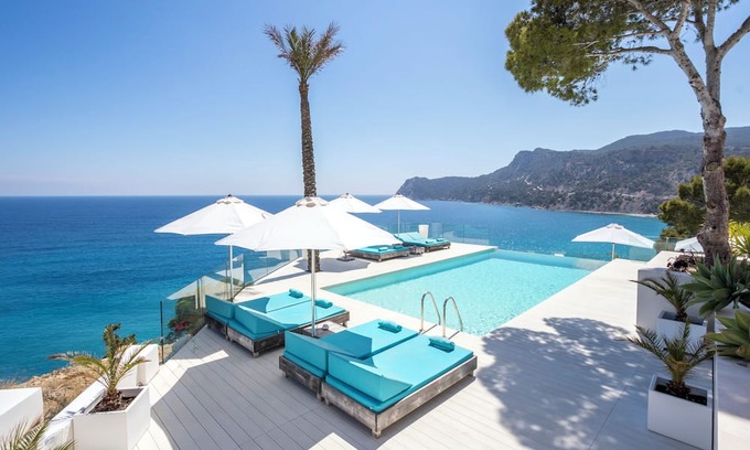 Bouvet Island House | TREMENDOUS HOUSE " PEARL" IN THE BEST AERA OF IBIZA ON THE FRONT LINE OF SEA