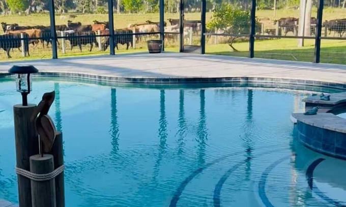 Taylor Creek House | 5.5 Acre Peaceful Ranch with heated pool