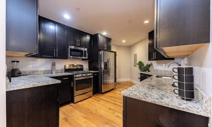 Milford House | NEW -Entire Place-Laundry In Unit -Family Friendly