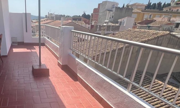 La Llosa de Ranes House | Holiday Home 'Cesar' with Mountain View, Wi-Fi and Air Conditioning