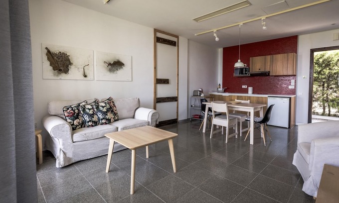 Pentakomo Apartment | Euphonia | One-Bedroom Apartment, Art by PraXis Apartments