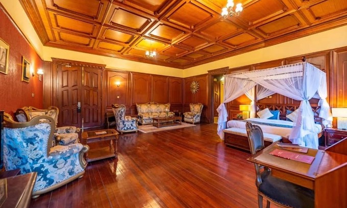 Limuru Hotel | Penthouse Suite Ideal For Couple Stay | Free Parking & Refreshing Outdoor Pool