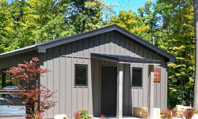 Madison Cabin | Cozy Woodside Cabins w/Hot Tub, Private Deck & Scenic Trails in Wine Country