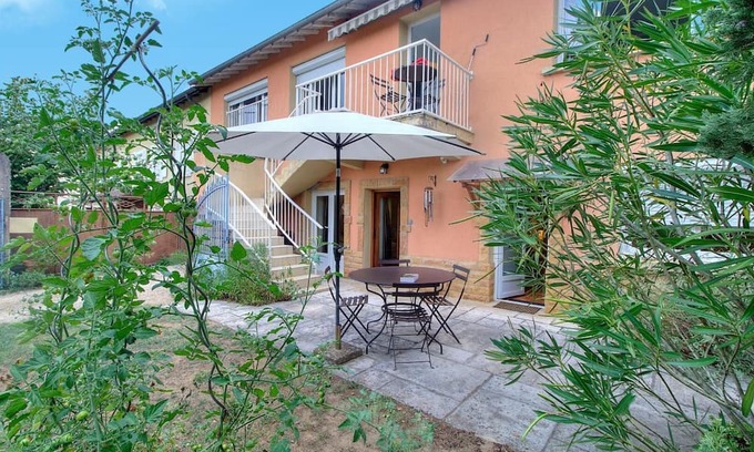 Trevoux House | L'Escale - TREVOUX - Gîte