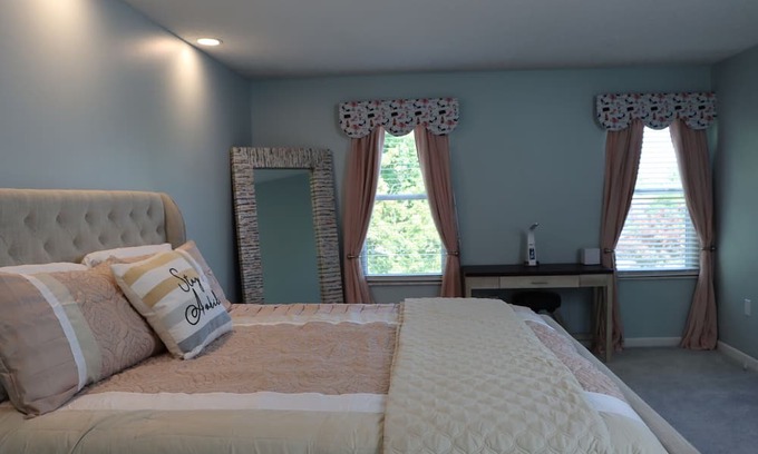 West Chester House | Cozy Meets Luxury - Private rooms in West Chester, Ohio
