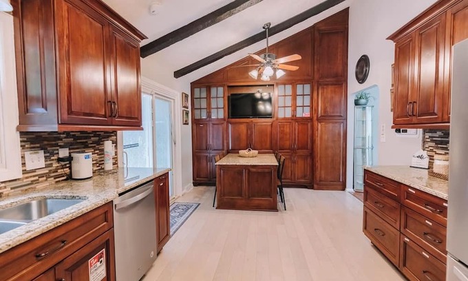Danville House | Spacious 4BR Retreat w Pool