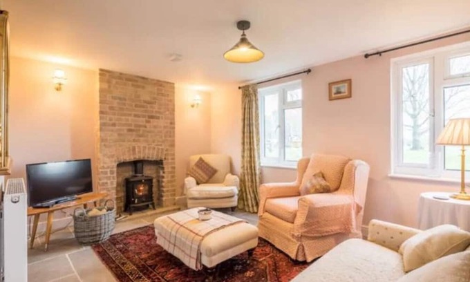 Littleport House | Charming & Cosy - Whooper Cottage