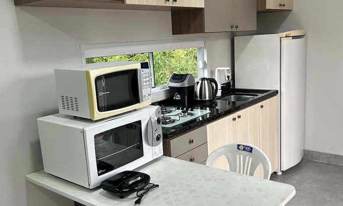 Carijos House | Container House Quiet location and easy access to the center and also to BR470.