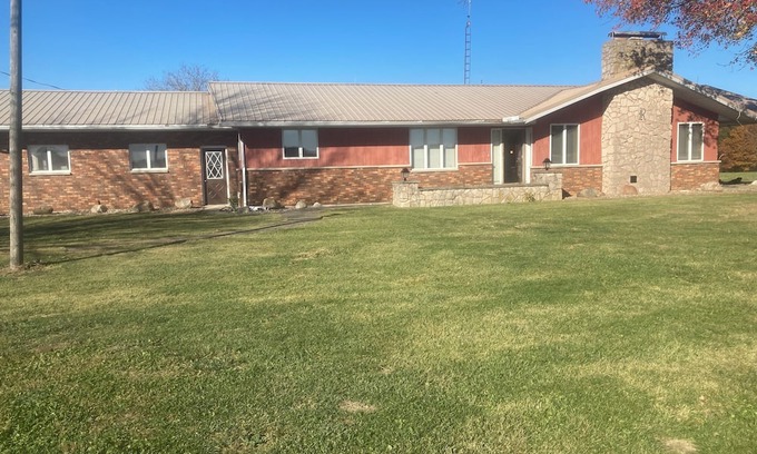 Janesville Other | Beautiful 2-bedroom country home rural Jewett with lots of room inside and out.