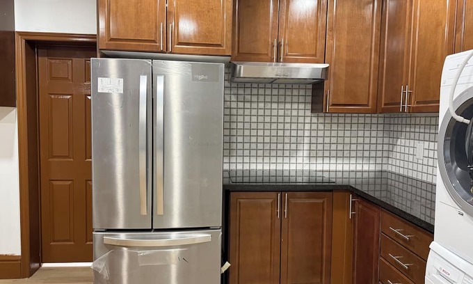 Guelph Apartment | Close to Downtown/university of Guelph Residence Room 2
