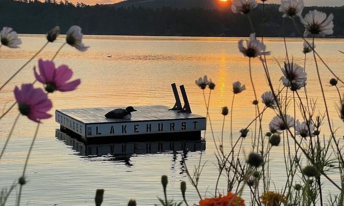 Alton Bay Cottage | Charming 1 bedroom Lakefront Cottage