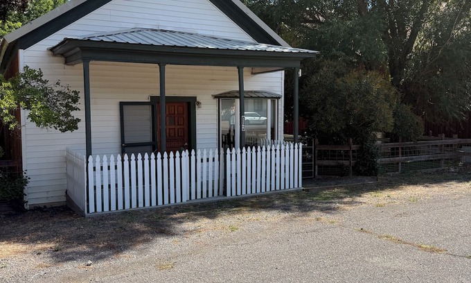 Eagleville House | Dog friendly 3-bedroom house with grassy fenced yard in charming Eagleville