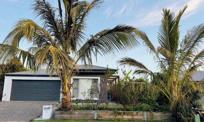 Mango Hill House | Mini Farm House at Mango hill Brisbane