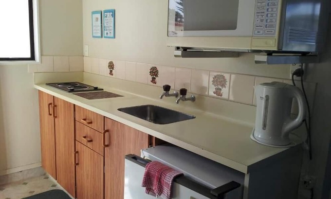 Napier Hotel | Napier Nest Motel: Family Suite with Parking