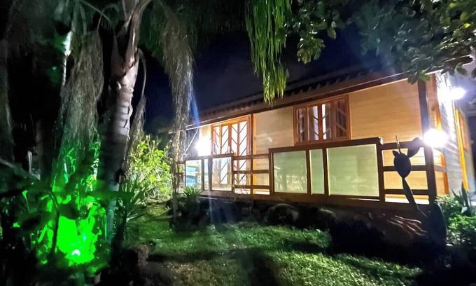 Palhoca House | Country House with Waterfall and Pool - Maciambu Waterfall - Country House