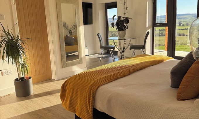 Glanton Apartment | BREATHTAKING COUNTRYSIDE VIEWS IN NORTHUMBERLAND
