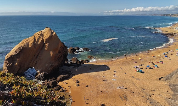 Maceira House | Spacious studio with garden on the Silver Coast