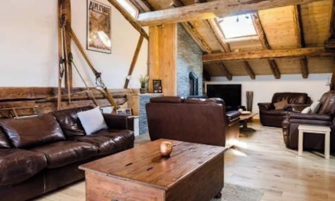 Peisey-Nancroix Apartment | Chalet Bronziers - authentic alpine experience (10p, sauna)