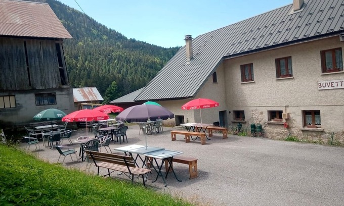 Entremont-le-Vieux Cottage | Cottage "La Ferme de l’Ours" with Mountain View, Private Terrace and Wi-Fi