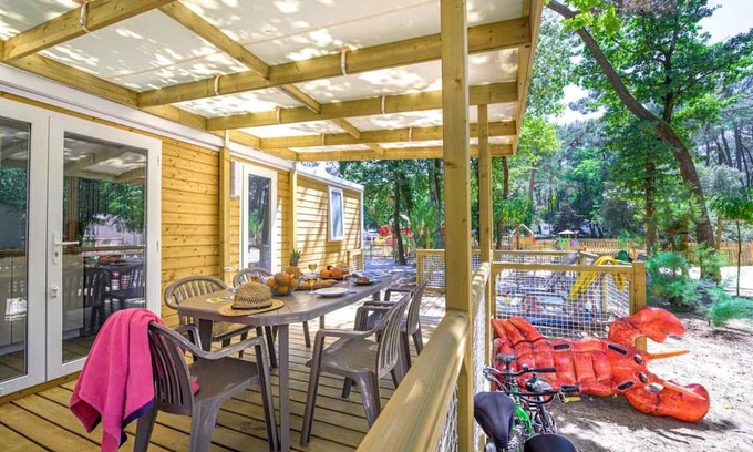 Saint-Hilaire-de-Riez House | Camping 4 étoiles - Piscine - efbdee