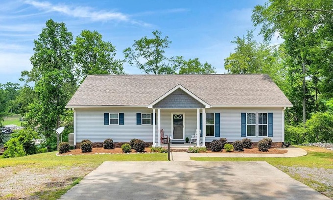 Double Springs House | Amazing, Lake Front Home With Boat Dock