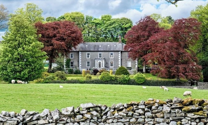 Kirkby Stephen House | Brownber Hall - country house with sweeping views of the Howgill Fells