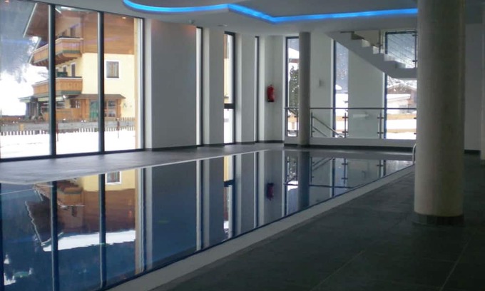 Rauris Apartment | Beautiful apartment for 4 people with WIFI, pool, TV, terrace and parking