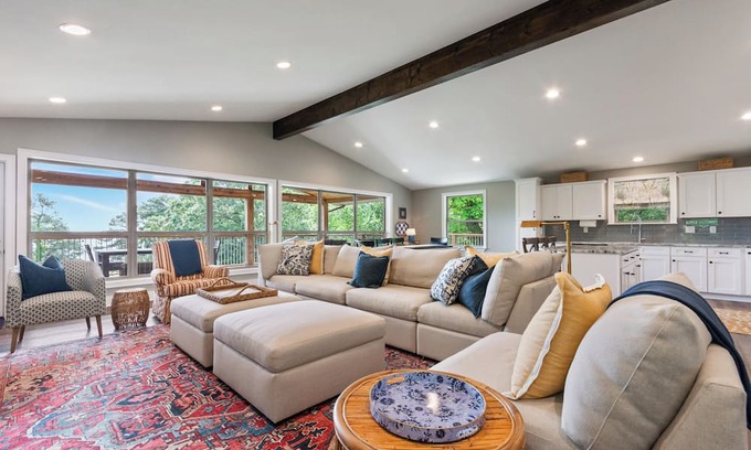 Higden House | 4 bdrm/3.5 bathLakefront home - Come & Play!