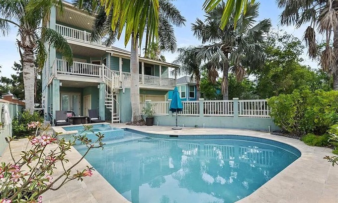 South Padre Island House | Luxury Villa w/Private Pool & Spa, Sunset View, SpaceX Launch View & Elevator
