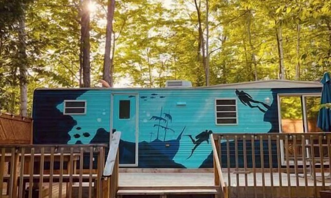Miller Lake House | "Shipwreck" RV near Tobermory