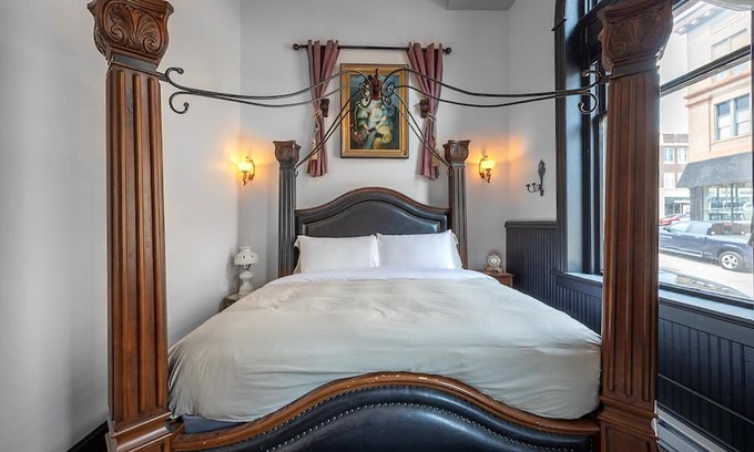 Downtown - Waterfront House | Oliver Inn | Suite 9 | Knudsen