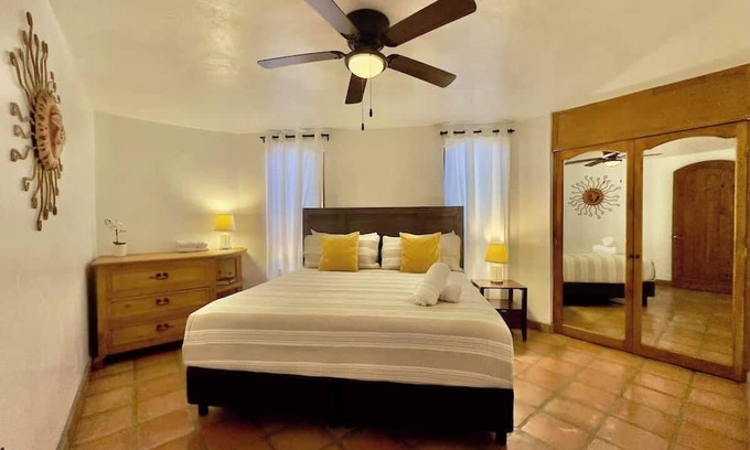 Playas de Rosarito Apartment | Puerto Nuevo Surf Casita del Arte 1BR with pool