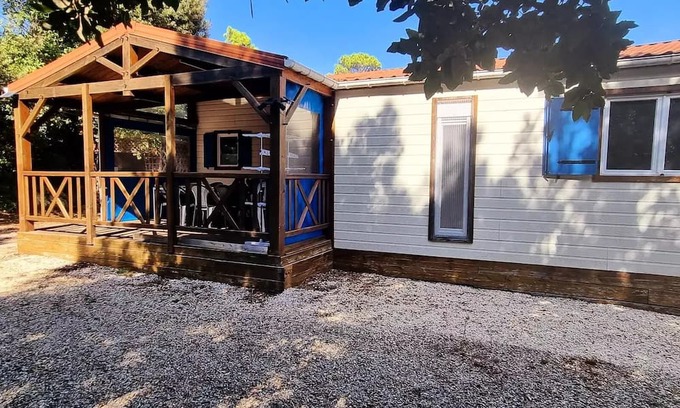 Meschers-sur-Gironde Ski Chalet | Chalet 58m² - 3 bedrooms - 2 bathrooms - covered terrace + Air conditioning + TV + LV + oven* 6 people