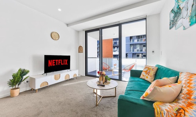 Wolli Creek Apartment | Warm 2 Bedroom apartment in Wolli Creek
