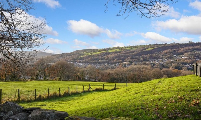 Margam House | The Old Cow Shed